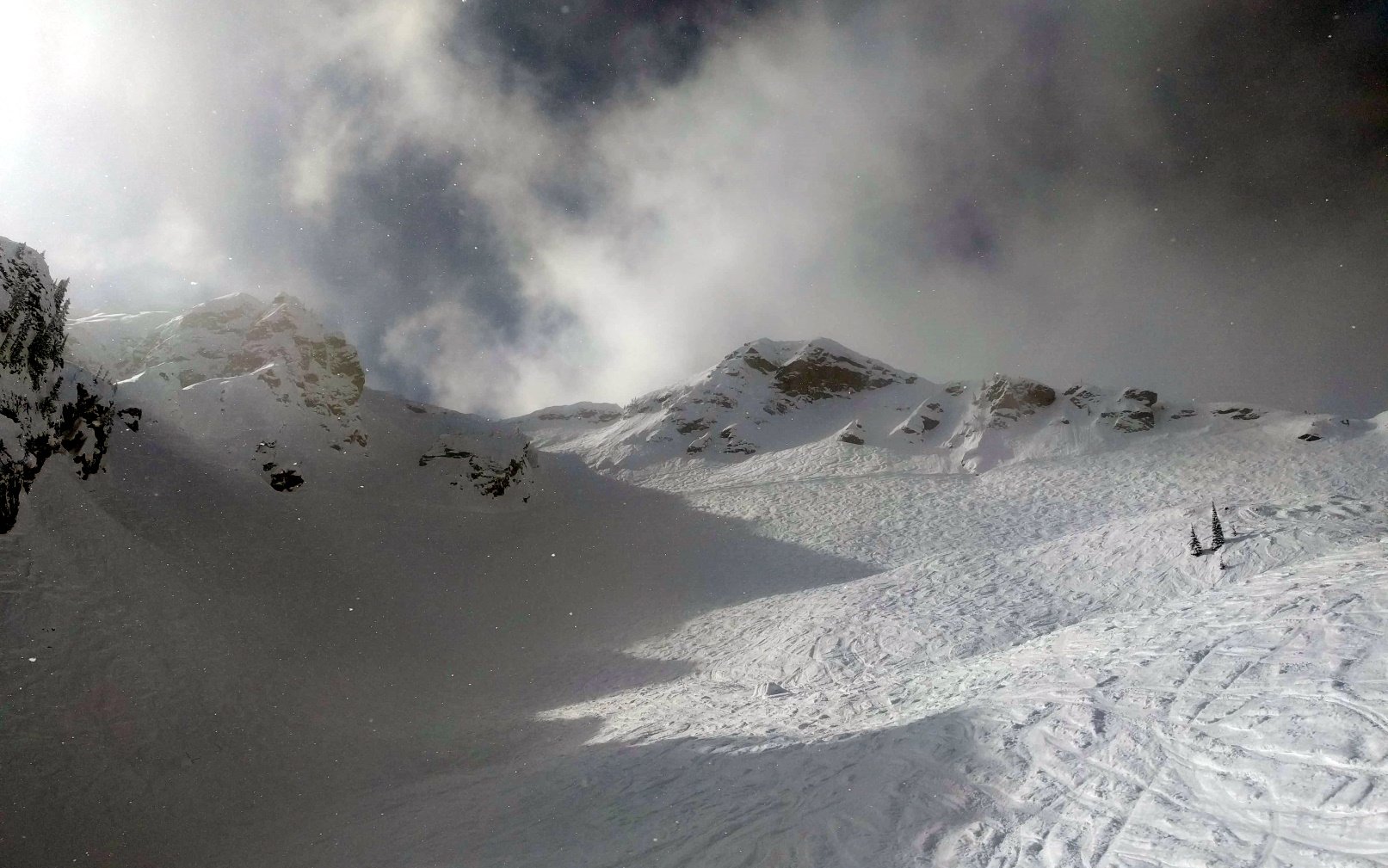 A lot of fresh snow and a lot less people made this incredible. revi4