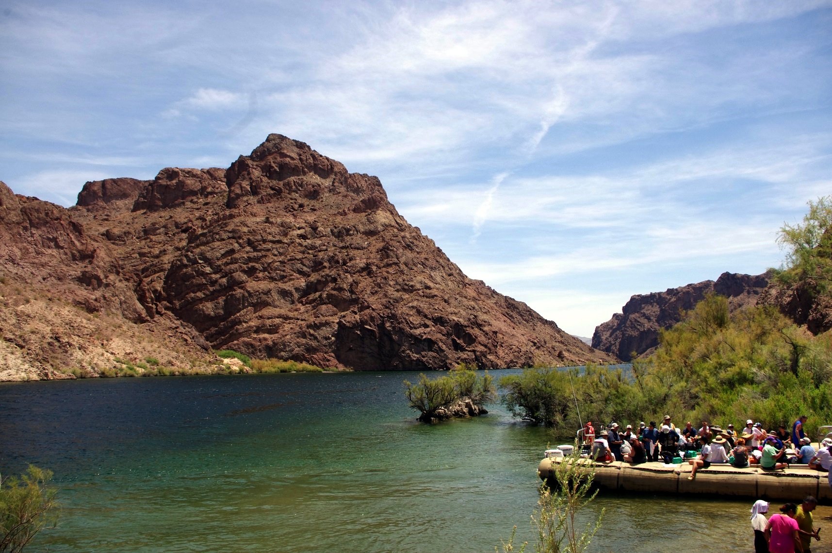Here we had a little lunch break. We could also use the time to go for a swim Raft Break