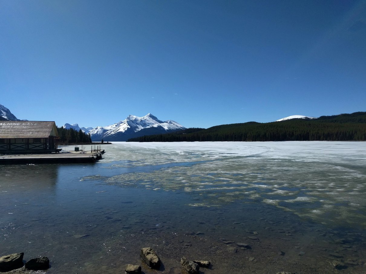 Maligne Lake