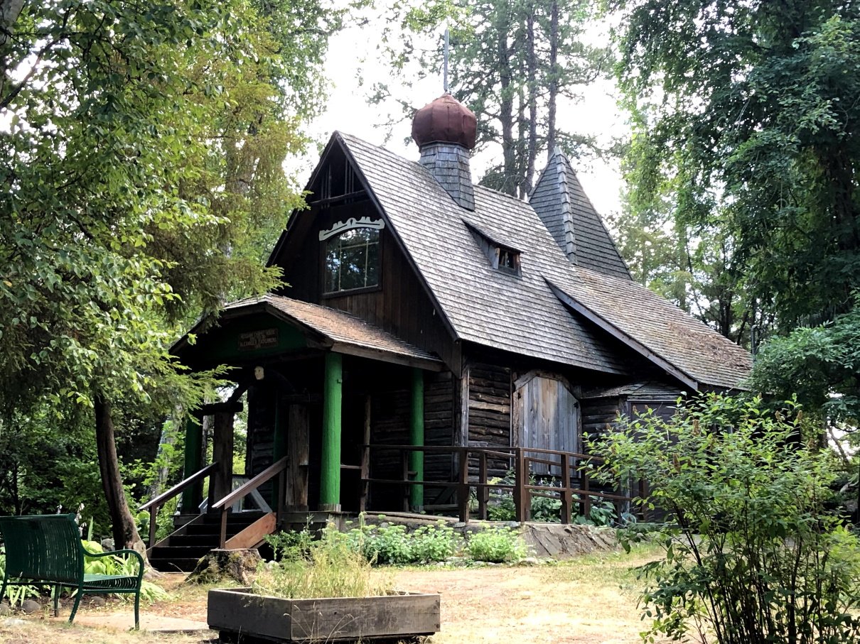 Zuckerberg Island house